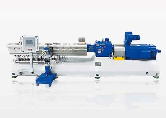 Plastique de rendement élevé composant la machine Co tournant la boudineuse à vis jumelle